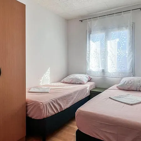 Beautiful In With Wifi Apartment Vir